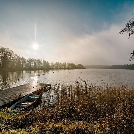Luxus-See-Domizil Mit Sauna, Kamin Und Boot-130 Qm Fuer 6 Personen คราโคอัมเซ ภายนอก รูปภาพ